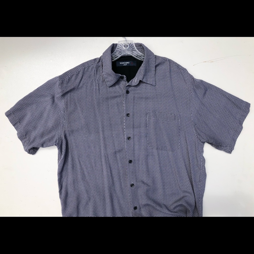 Toscano button down mens short sleeve shirt size Large.
